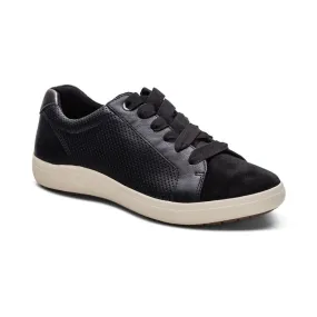 Courtney Sneaker in Black