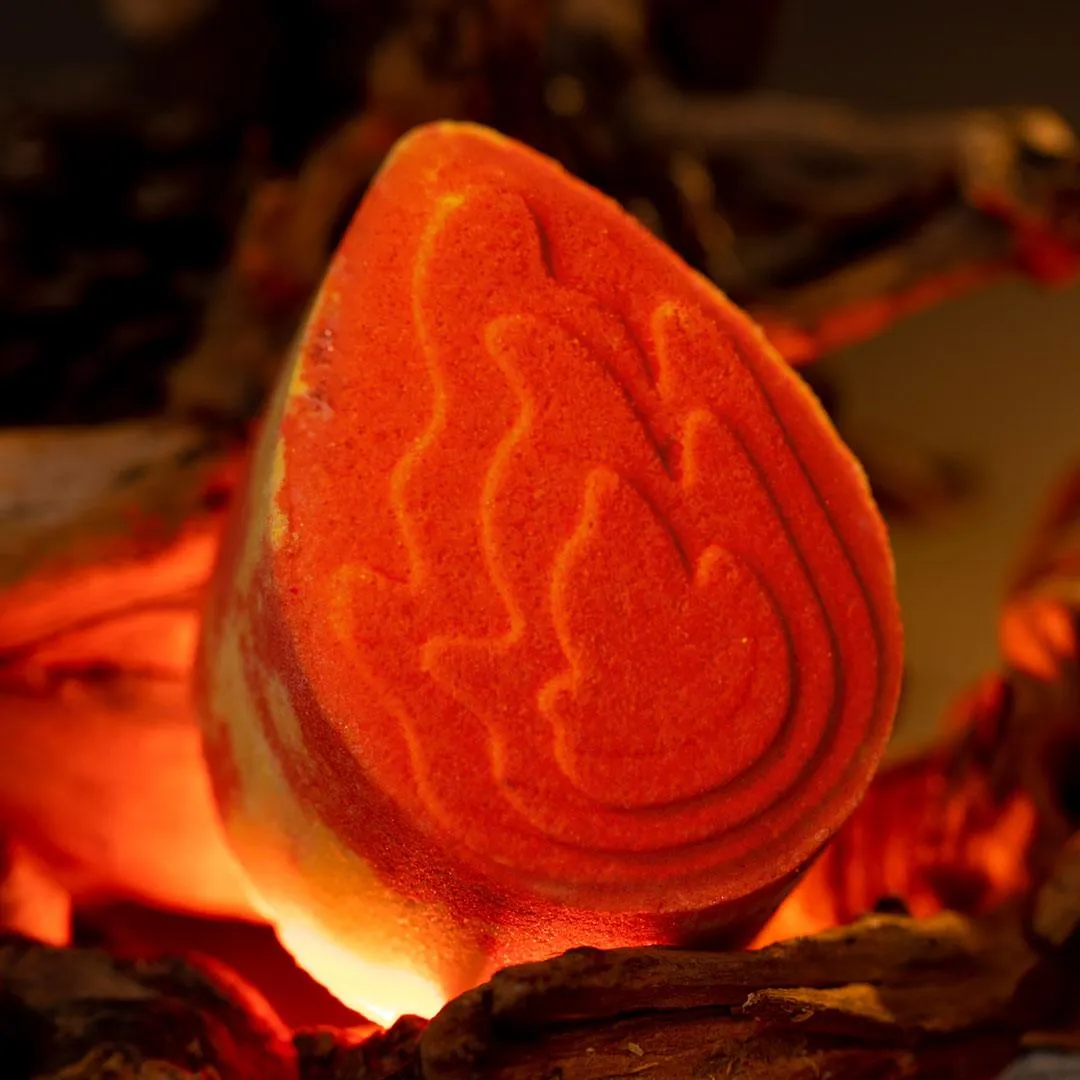 Crackling Campfire - Candle and Bath Bomb Set