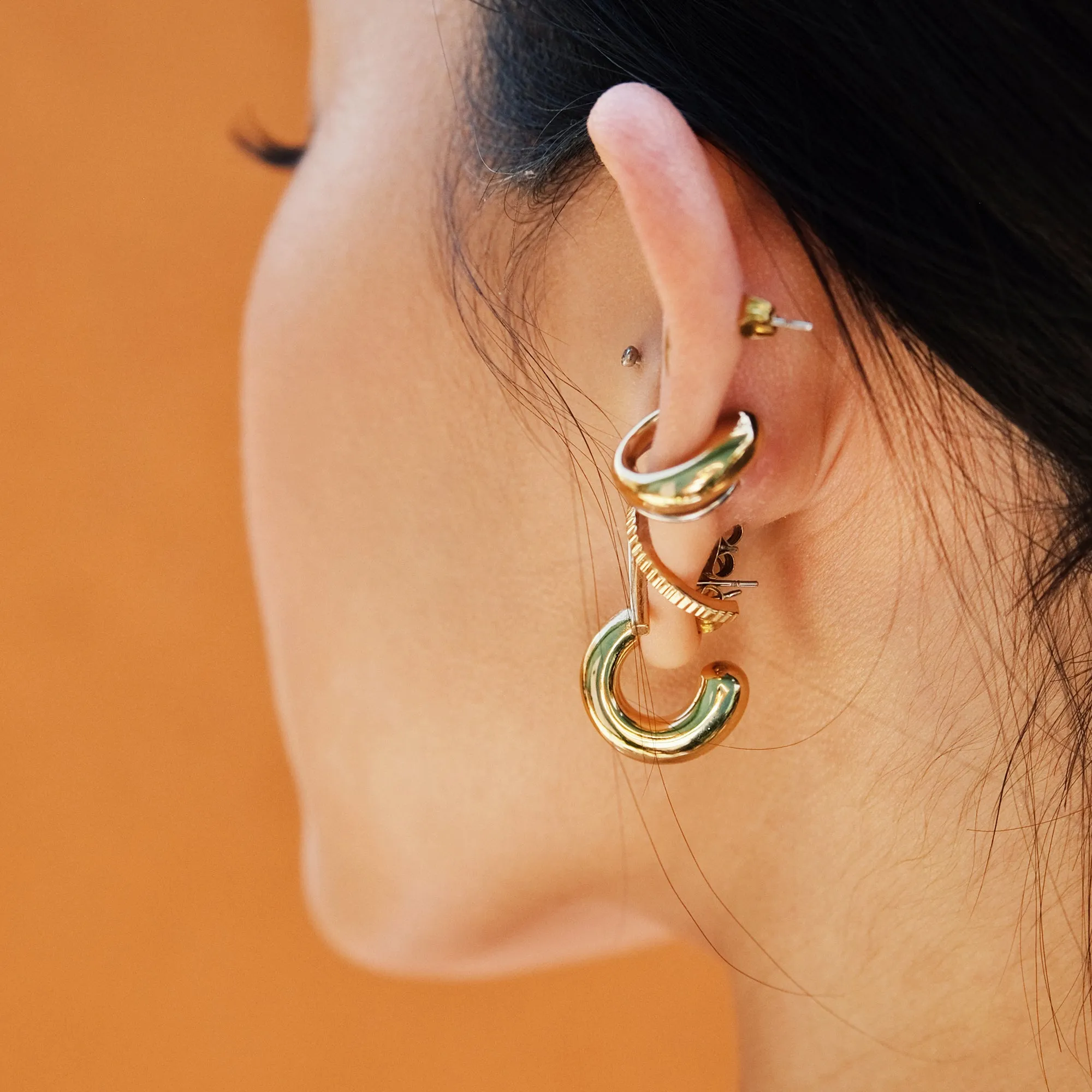 Dash Ear Cuff