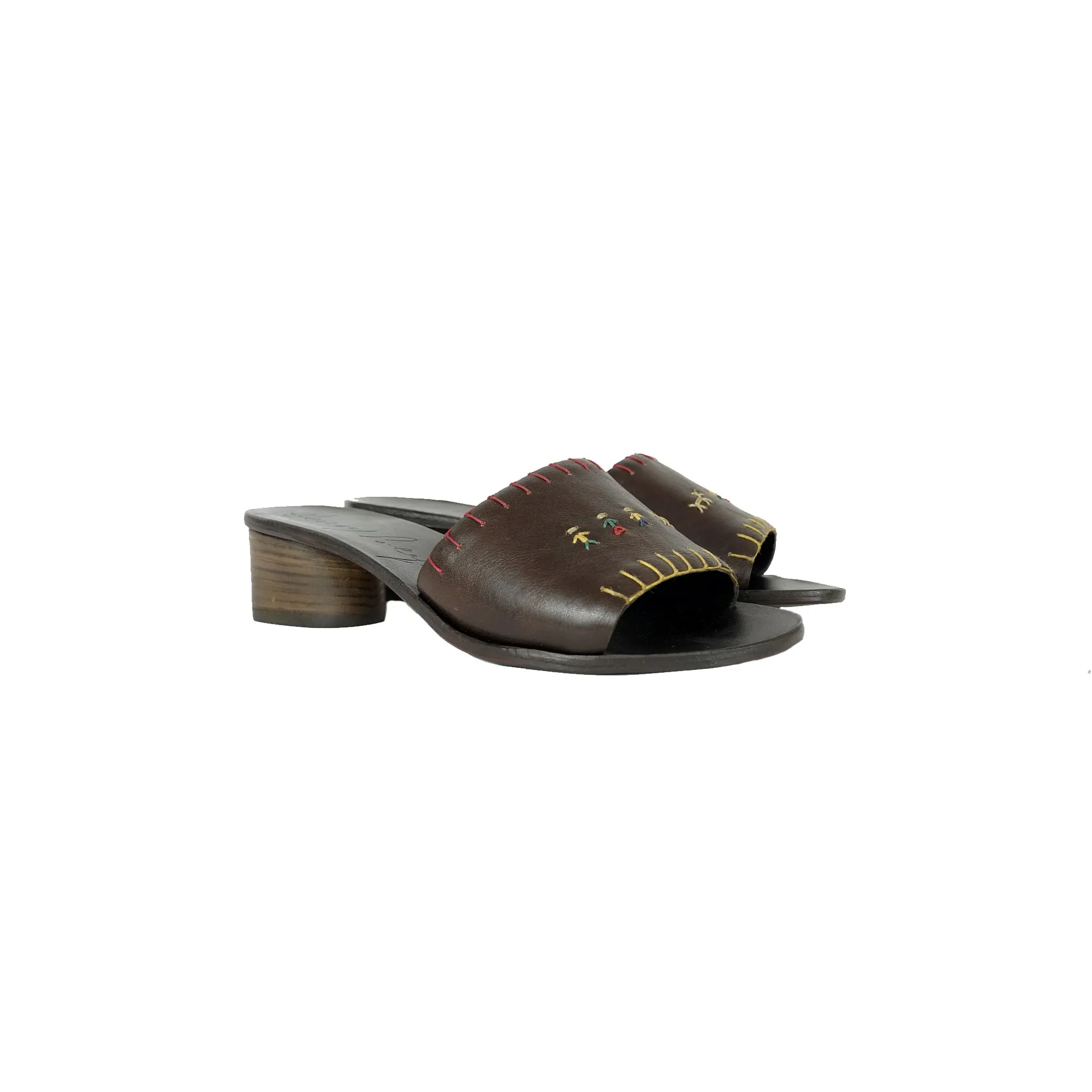 Slipper Family Spinner Brown